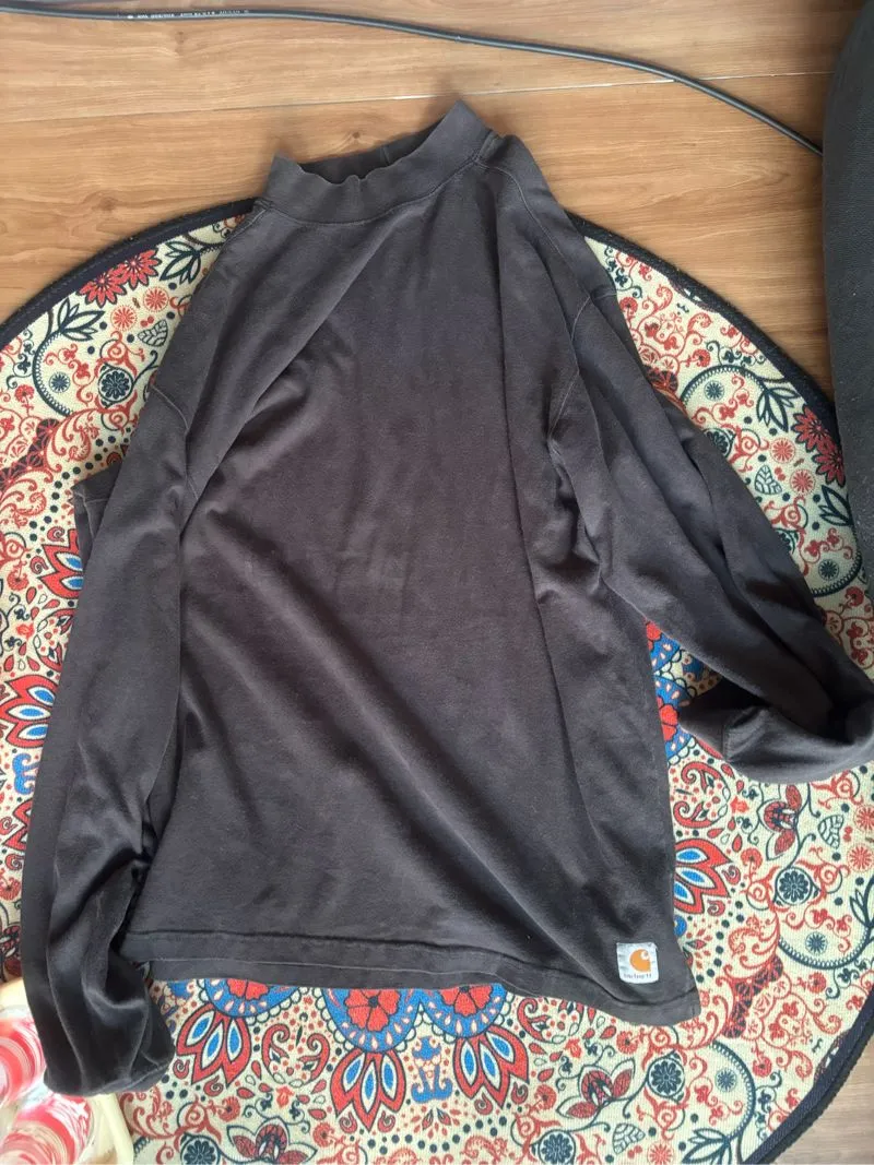 carhart longsleeve sz Xl photo 1
