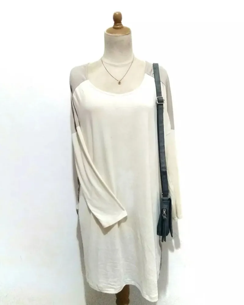 LEPSIM Vintage Minimalist T-shirt Wanita white gray photo 1