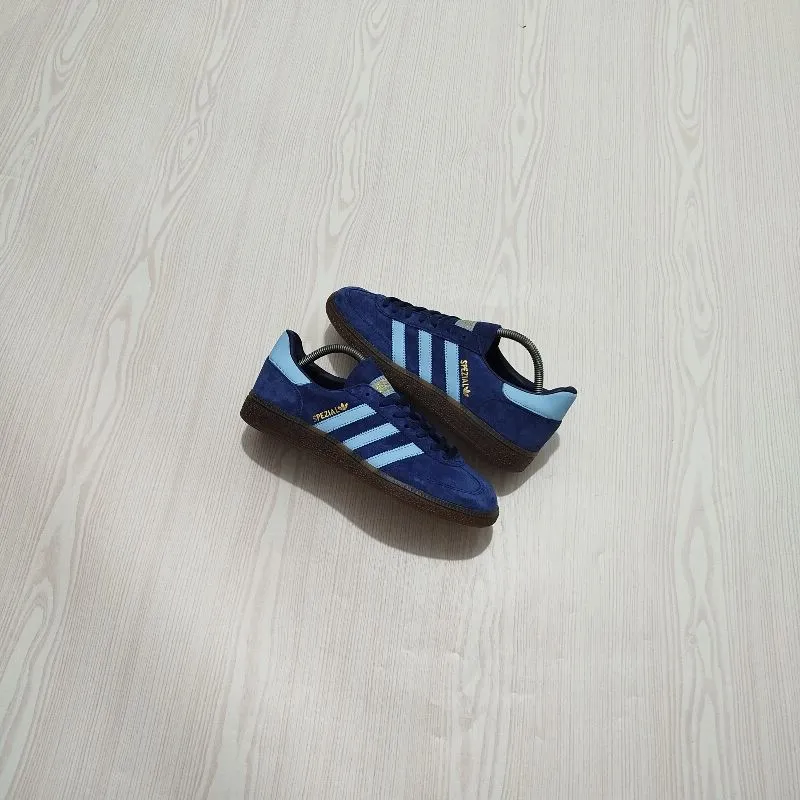 Adidas Spezial navy photo 1
