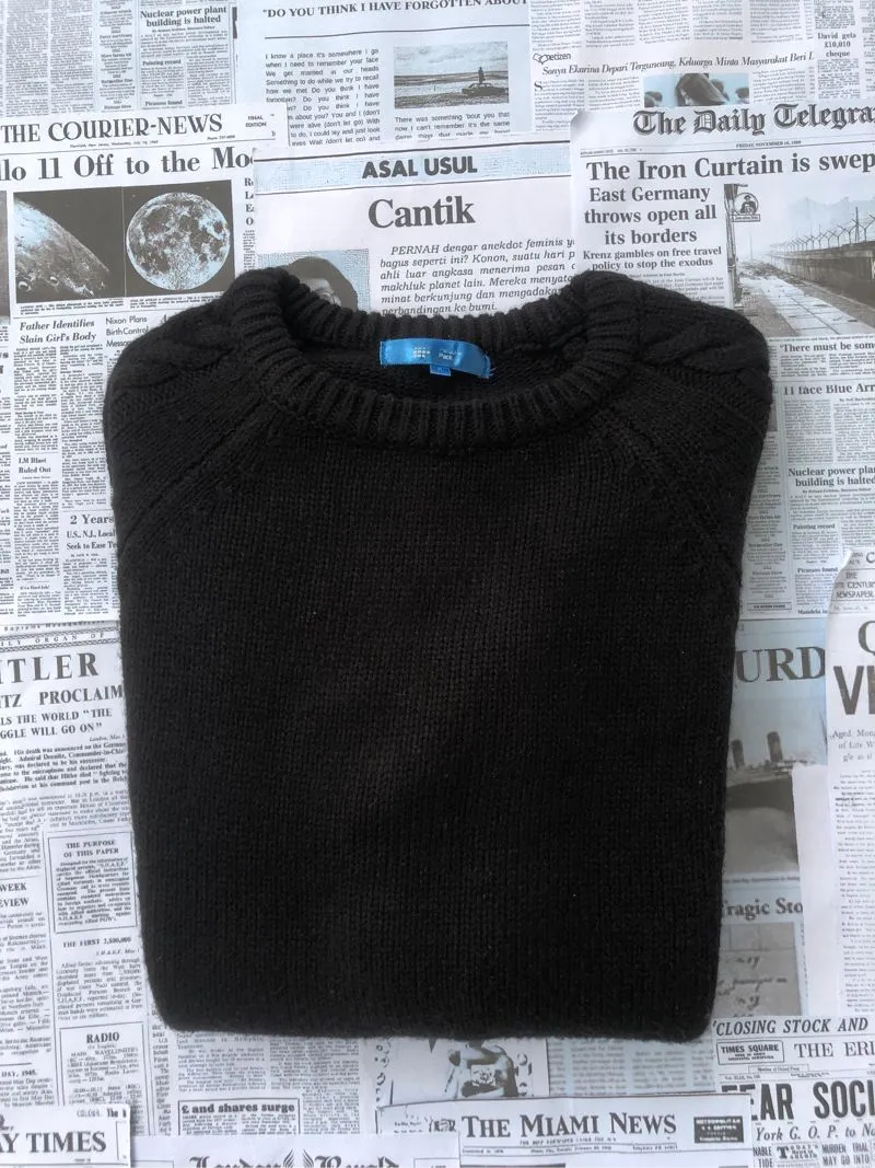 Sweater rajut dengan Cable Knit photo 1