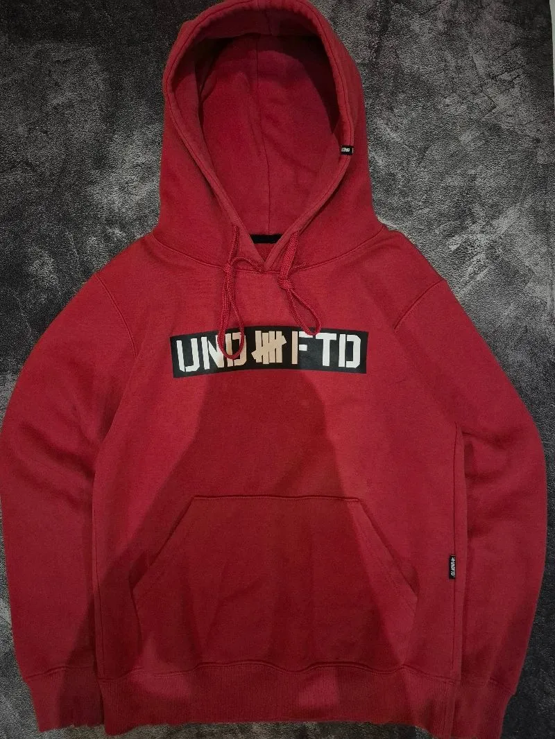 Undefeated Casual Hoody Pria red photo 1