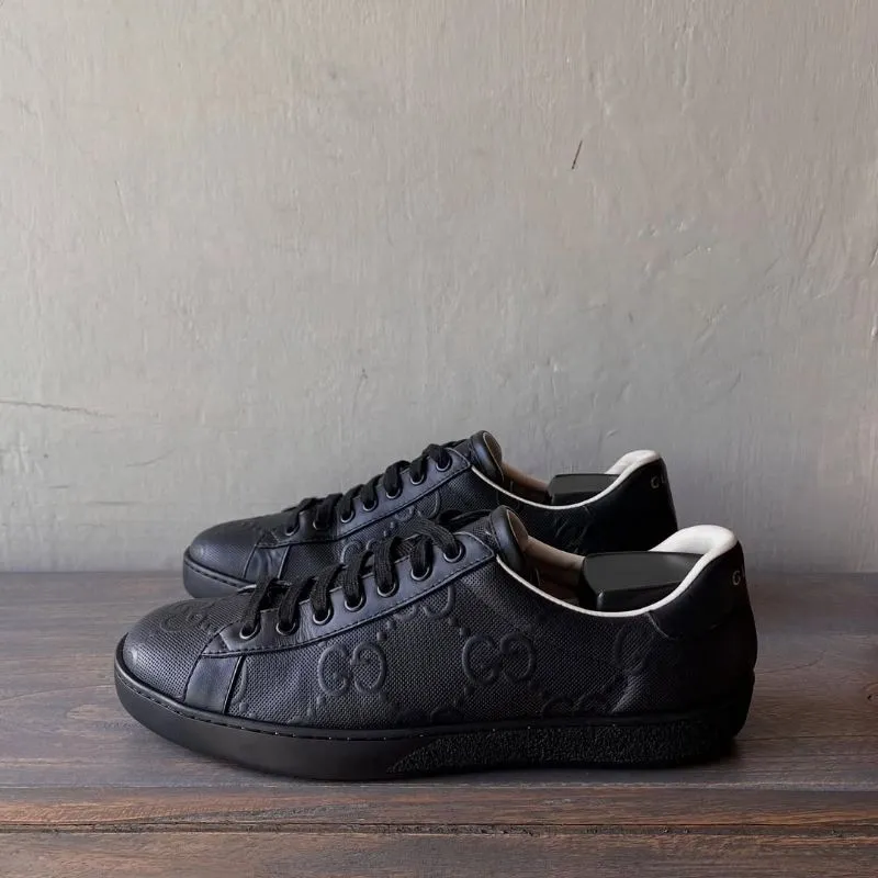 Gucci sneakers  photo 1