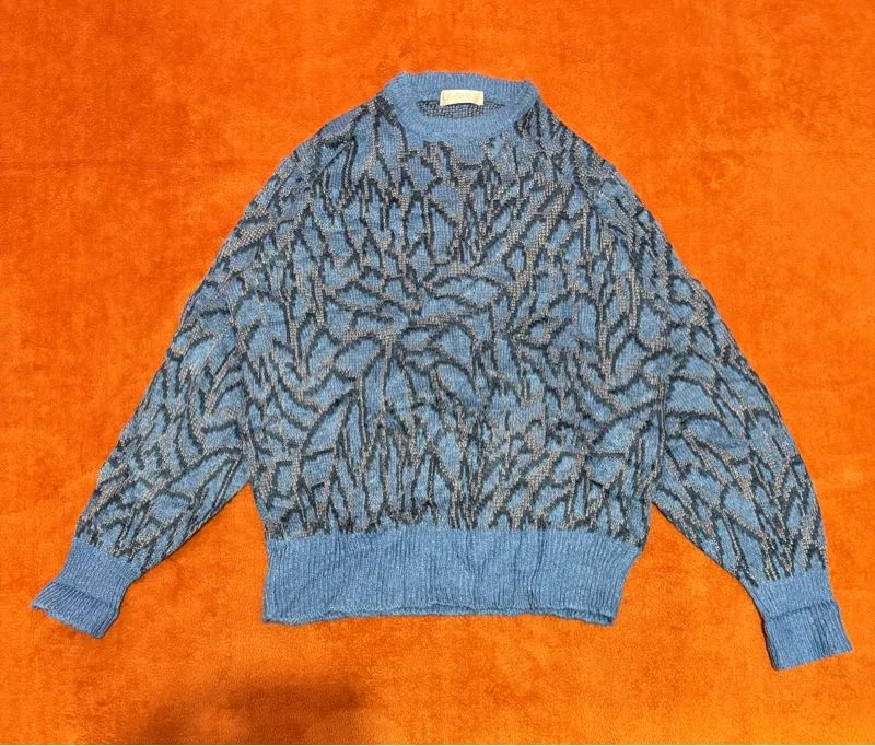 Vintage Ladie's Knit Pattern Sweatshirt photo 1