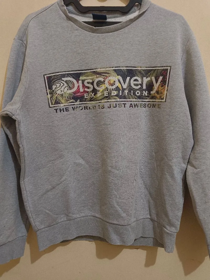 Discovery crewneck photo 1