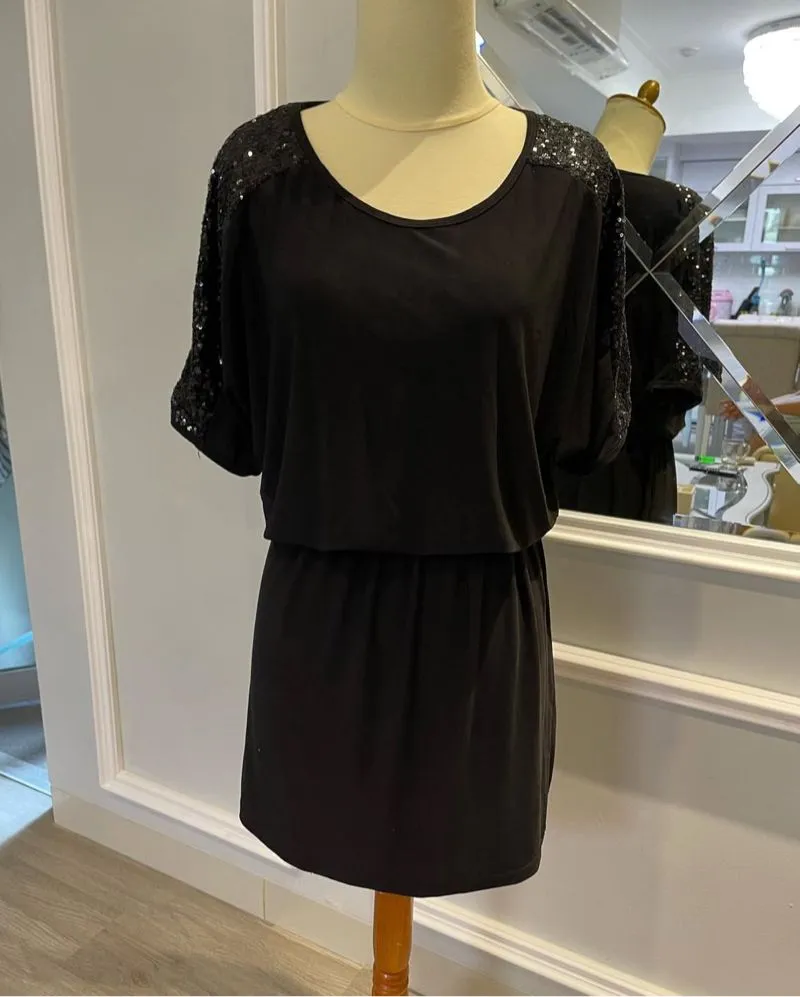Dress photo 1