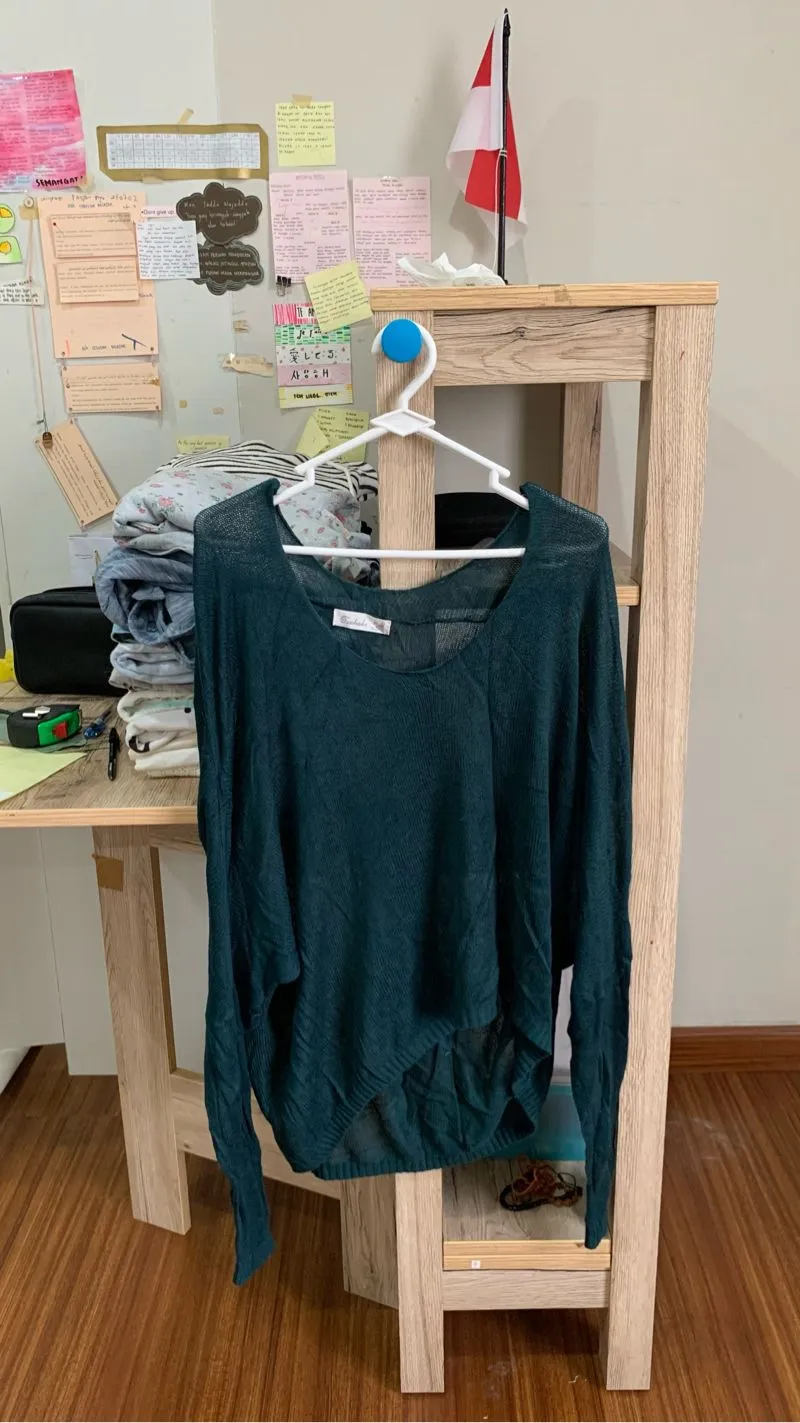 Loose Dark Green Knit - Rajut Hijau Gelap photo 1