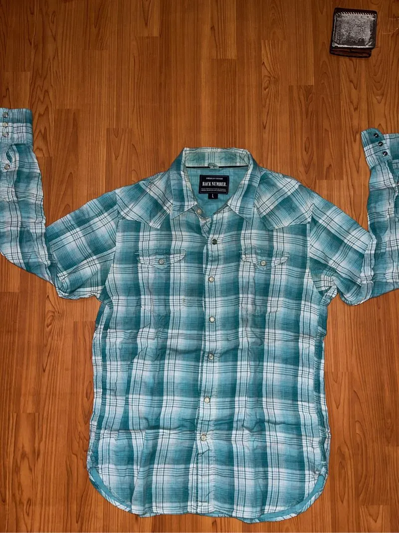 Kemeja Kasual Hijau Tua American Vintage Back Number photo 1