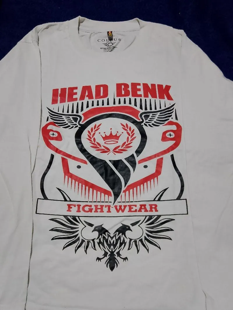 Kaos head benk photo 1