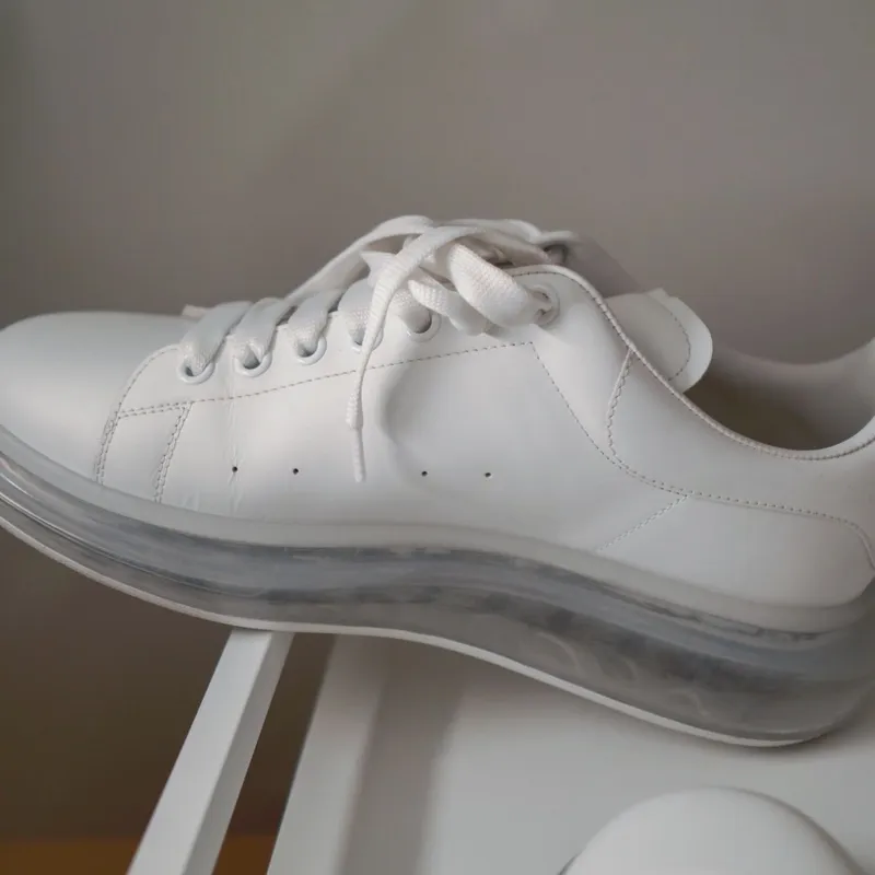 Alexander McQueen Casual Sneakers Pria white