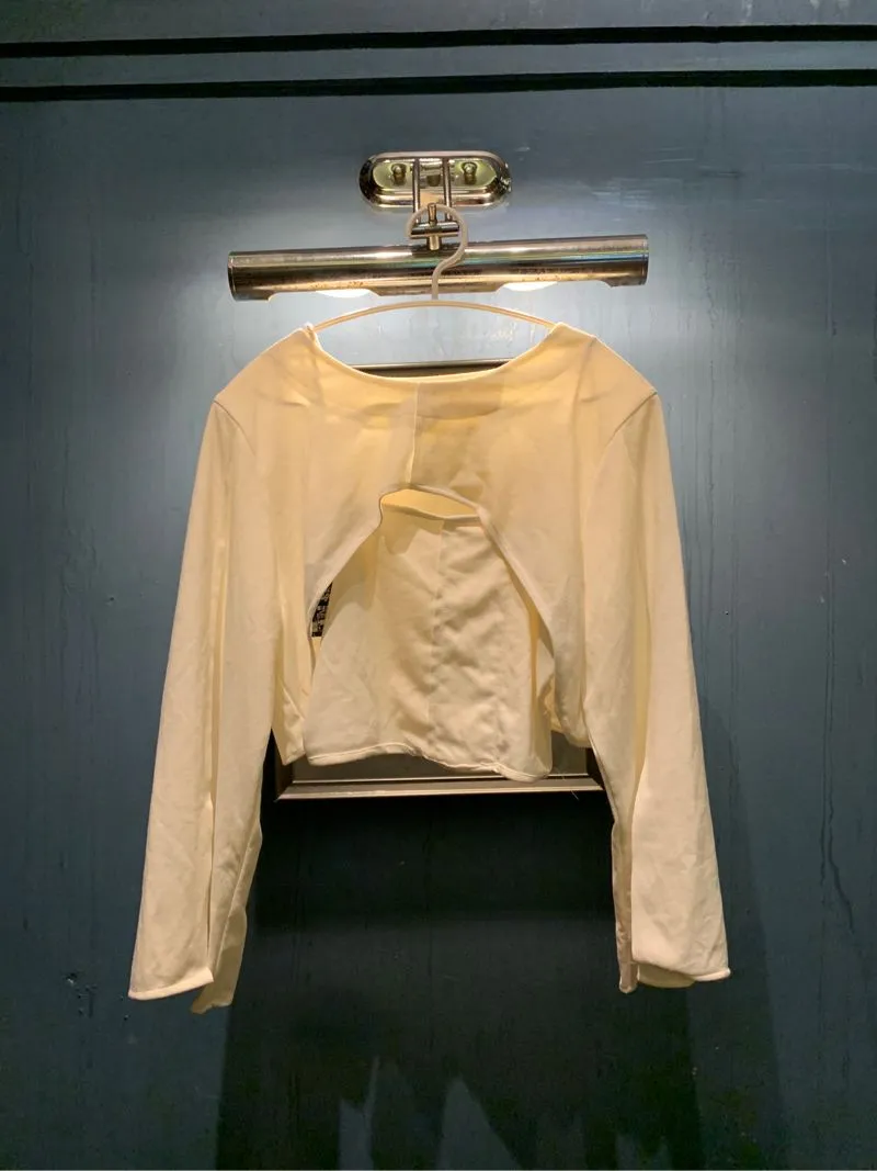 Top Broken White photo 1