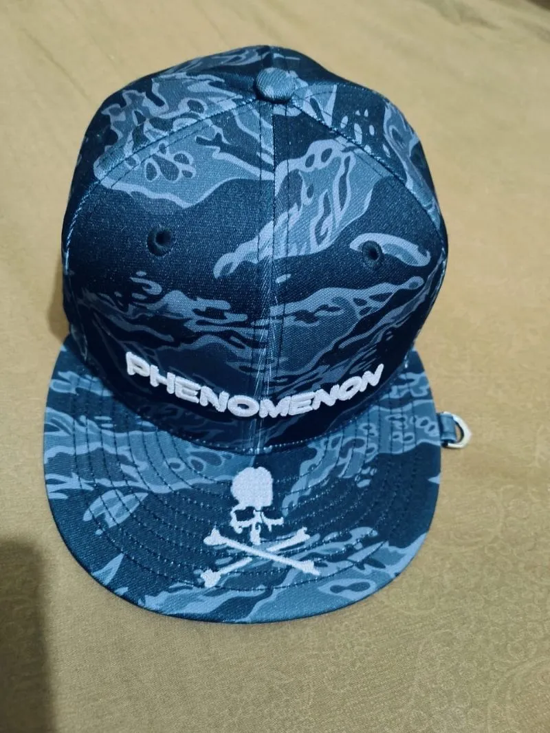 未使用 MASTERMIND PHENOMENON NEW ERA 7 3/8 Topi new era x mastermind phenomenom size 7 3/8 new - Preloved