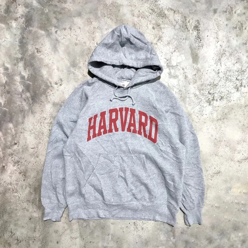 GU By UNIQLO x HARVARD photo 1