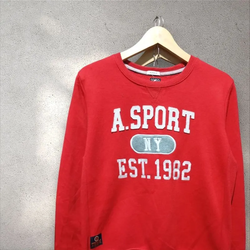 Crewneck Shen Lu photo 1