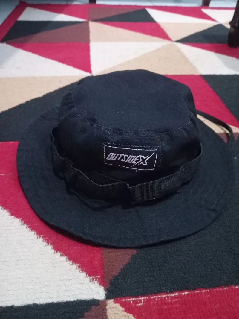 bucket hat photo 1