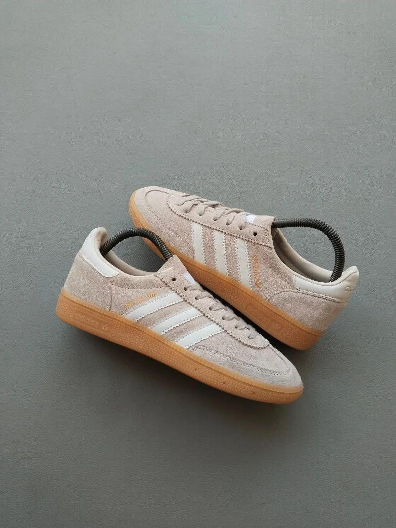 adidas spesial photo 1