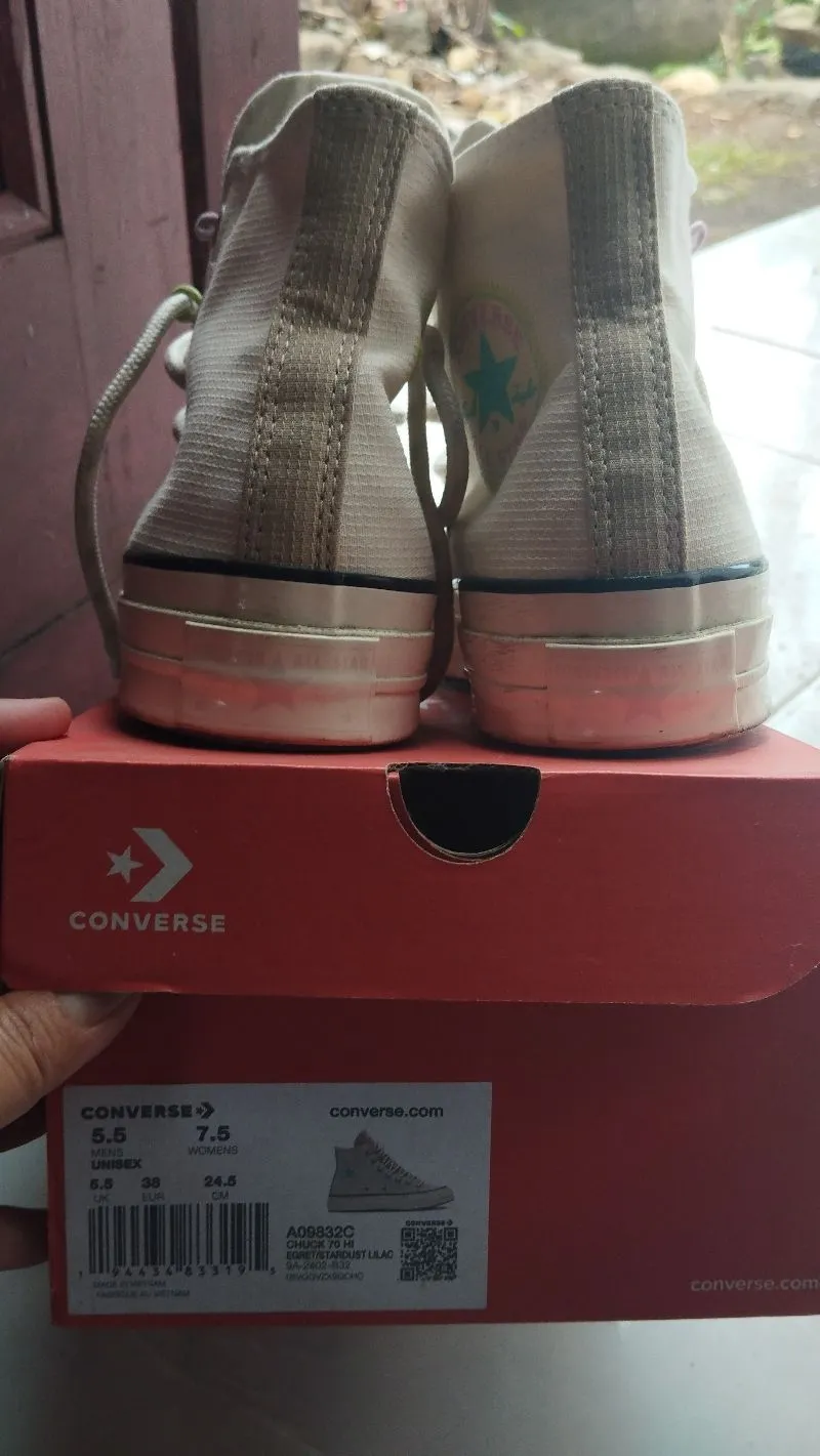 Converse  photo 1