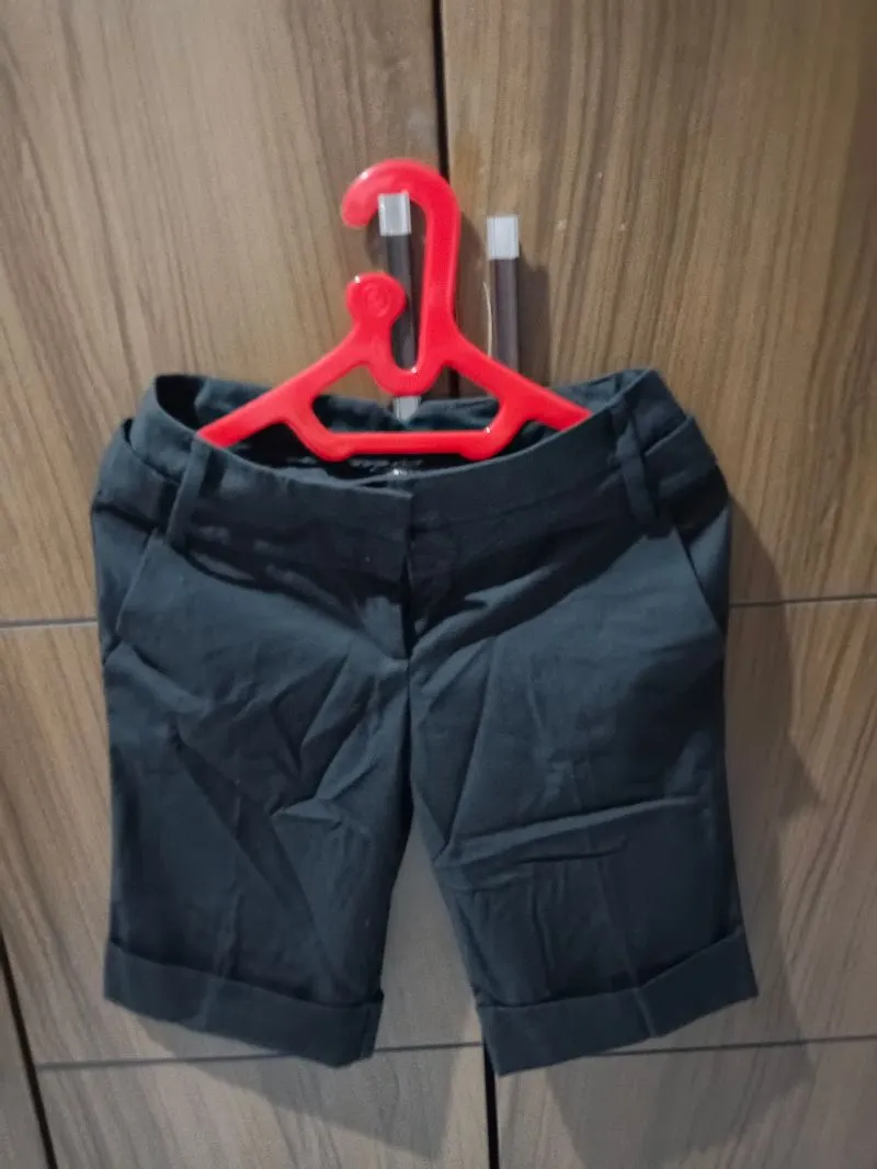 Black Short Pants photo 1