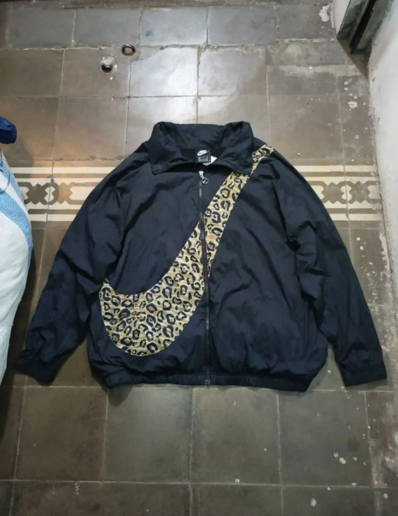 Nike bigswoosh leopard photo 1