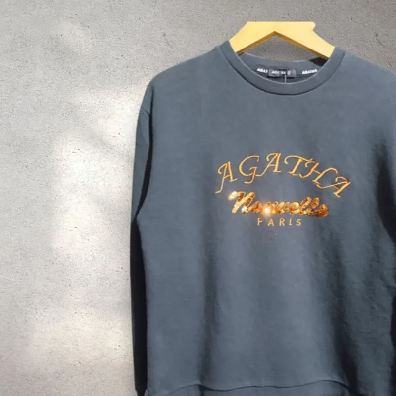 Crewneck Agatha photo 1