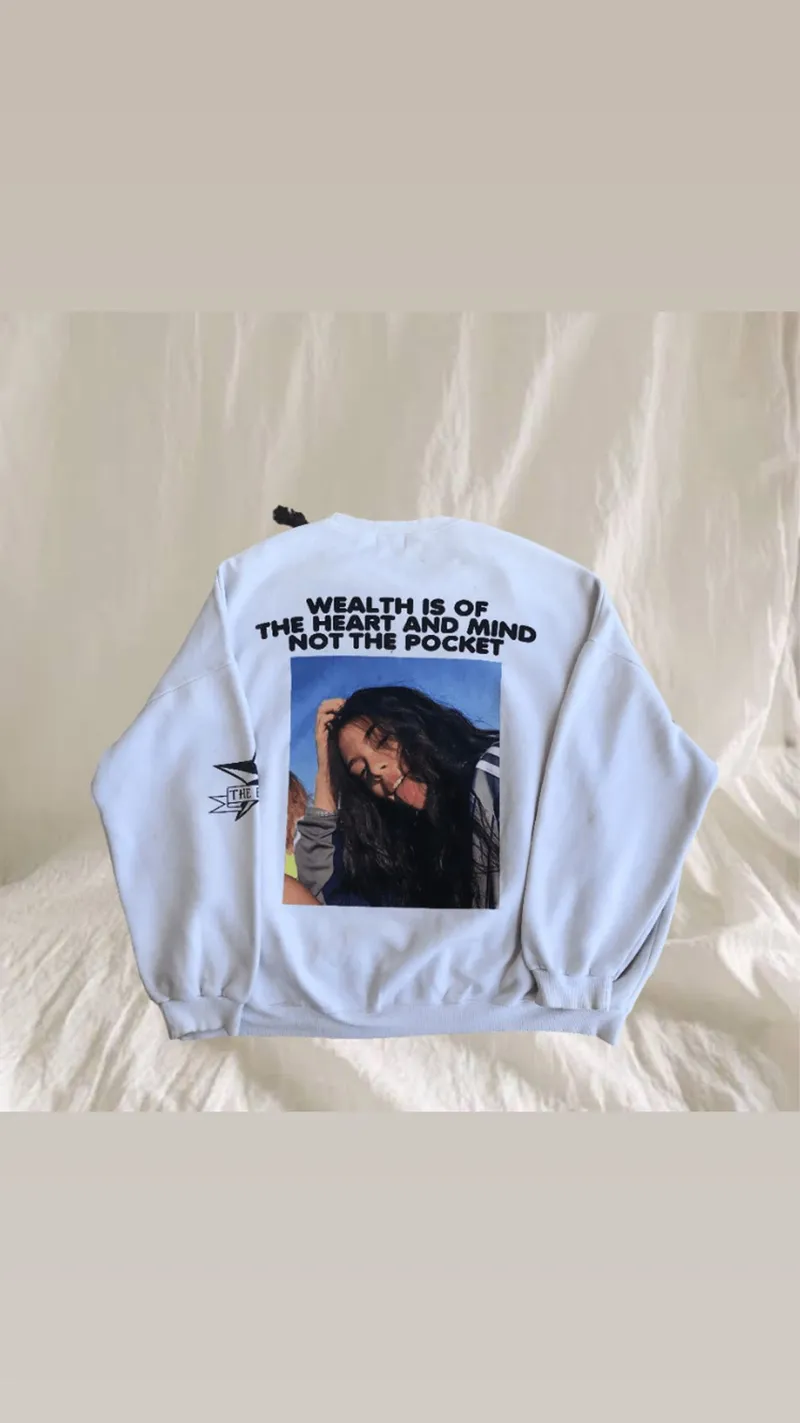 The Edition Big Hand Crewneck Unisex photo 1
