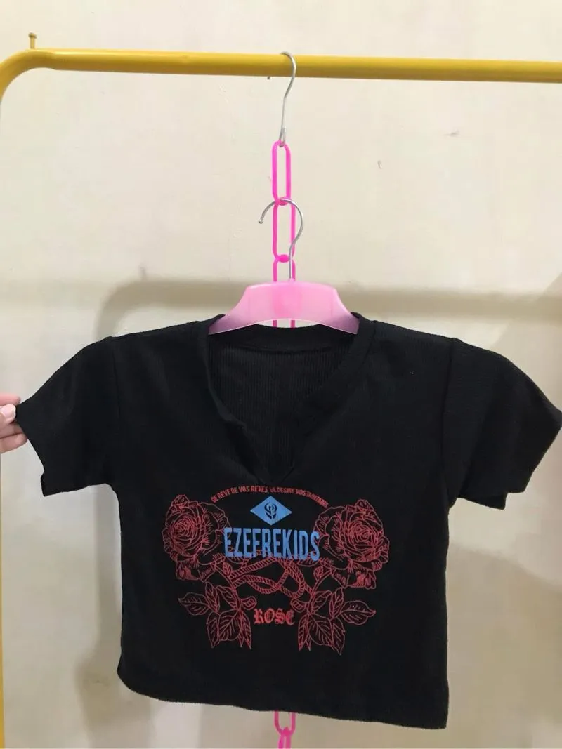 Crop Top photo 1