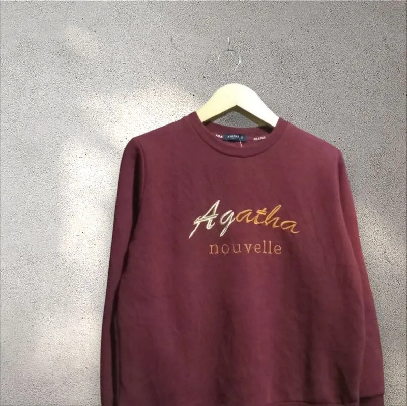 Crewneck Agatha photo 1