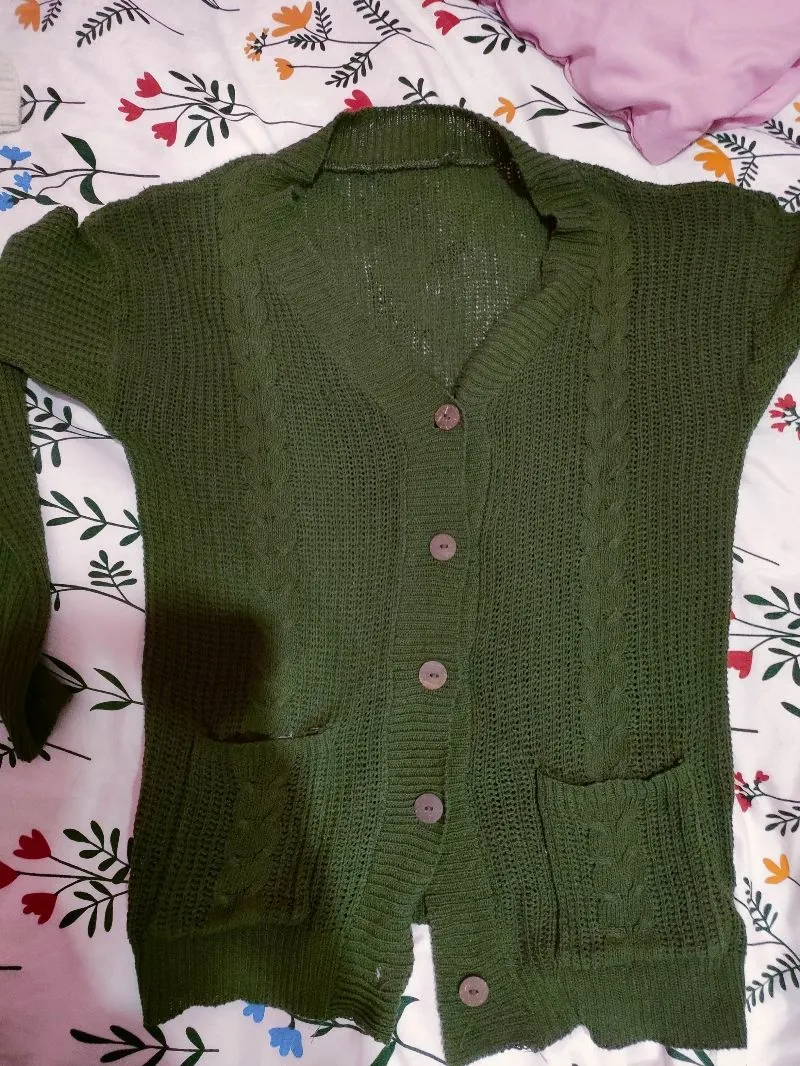 Cardigan rajut dan kemeja  photo 1