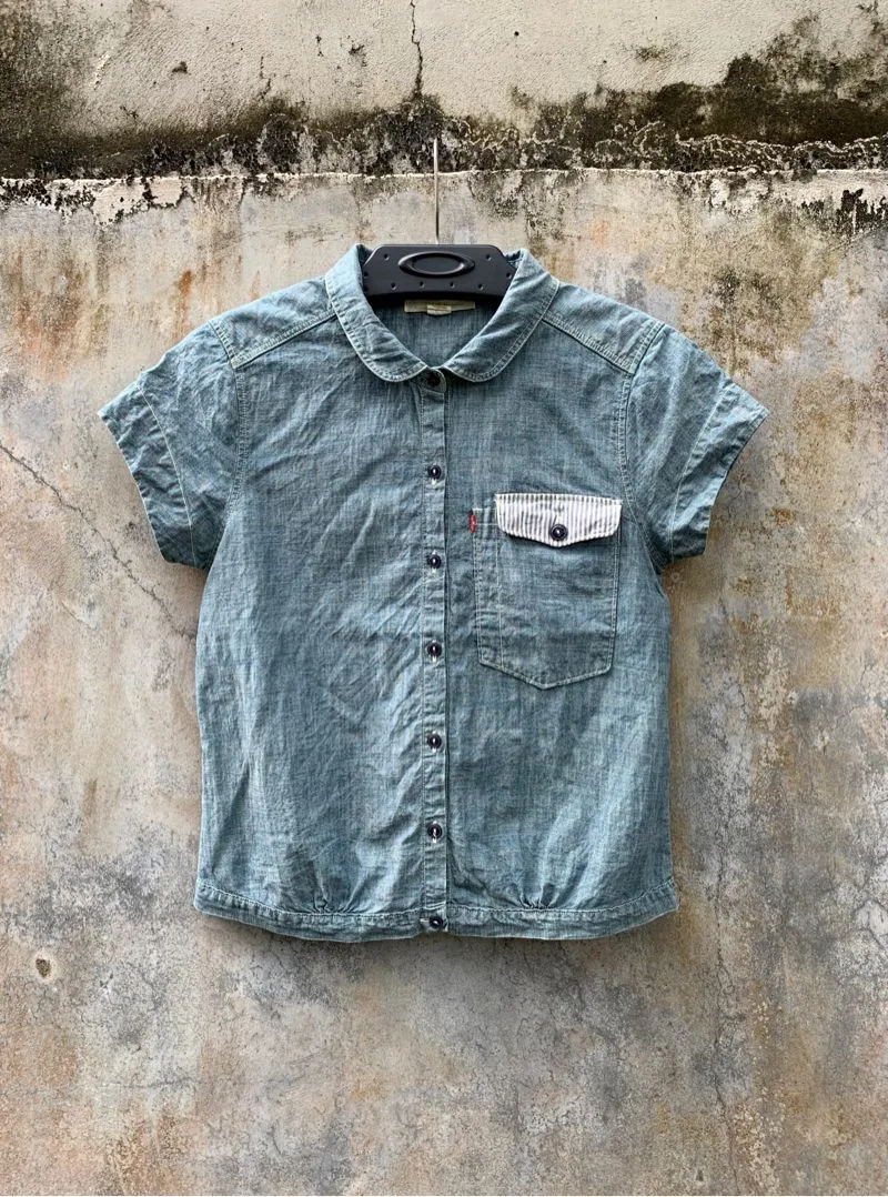 Levi’s Blue Denim Buckle Back Shirts photo 1