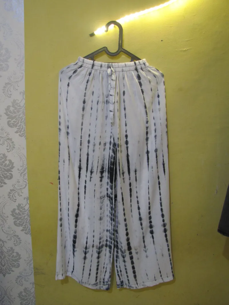 Casual Culotte Wanita white black photo 1