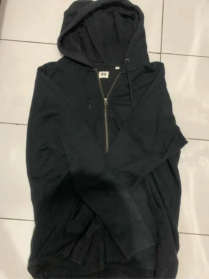 JACKET UNIQLO photo 1