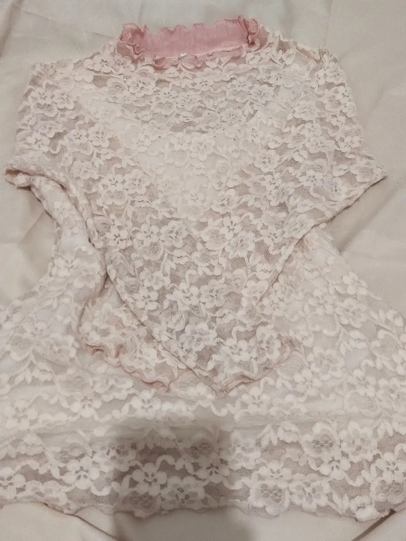 baby pinky flower outer photo 1