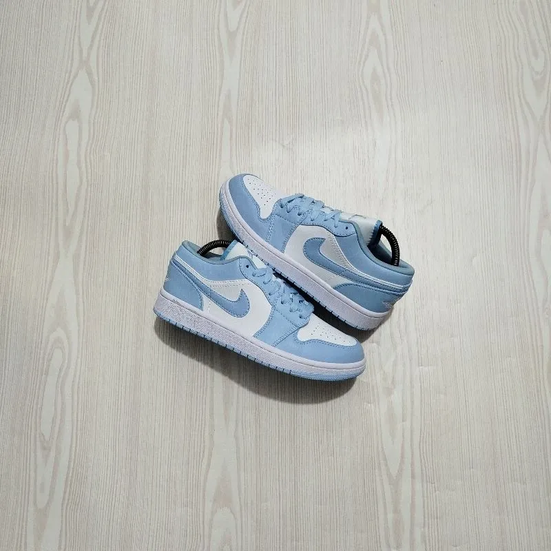 Nike air Jordan low photo 1