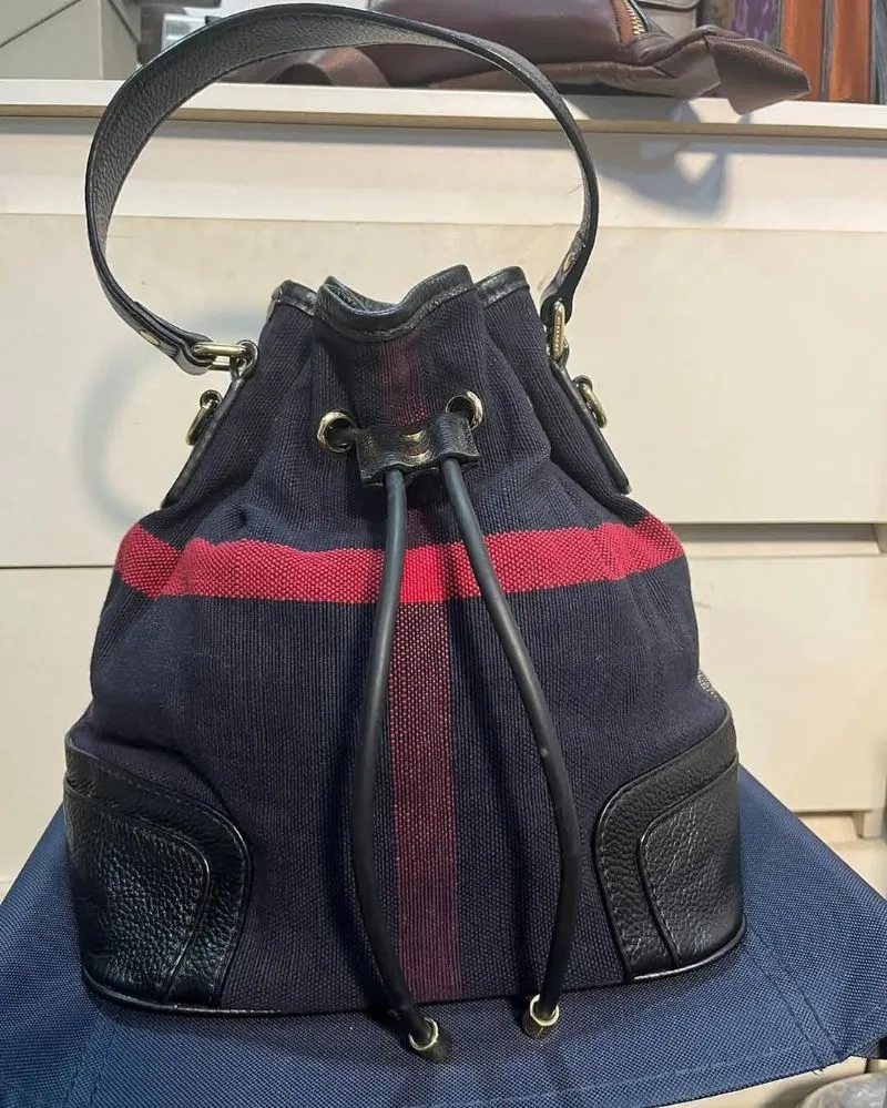 Bucket bag burberry photo 1