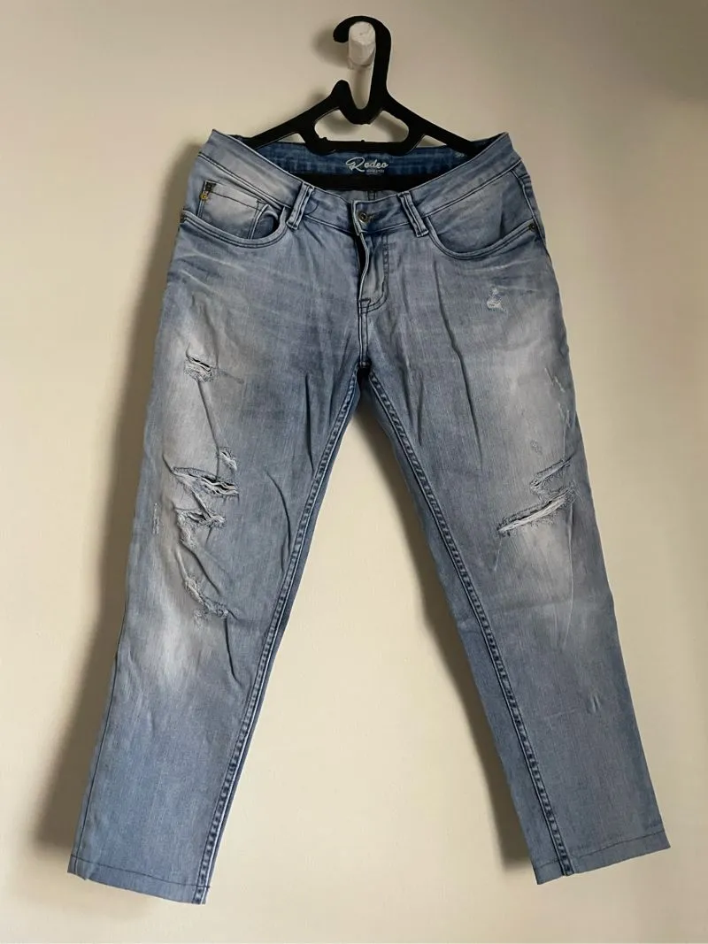 Rodeo ripped jeans photo 1