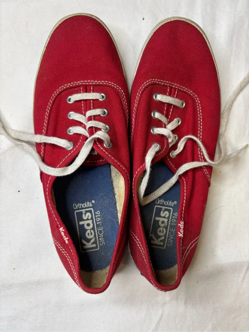 Sepatu Sneakers Wanita KEDS photo 1