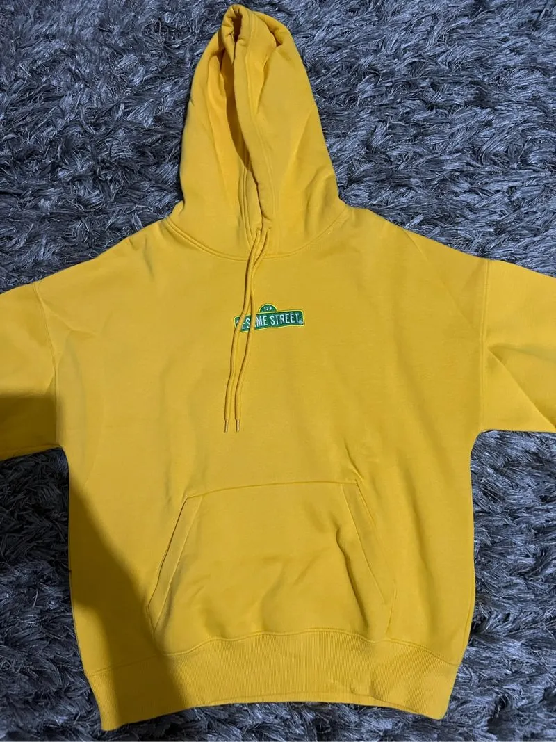 hnm hoodie photo 1