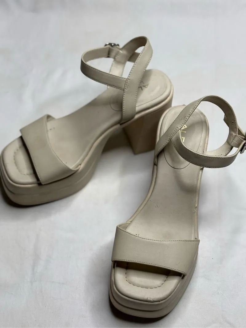 Aldo Sepatu Wanita photo 1