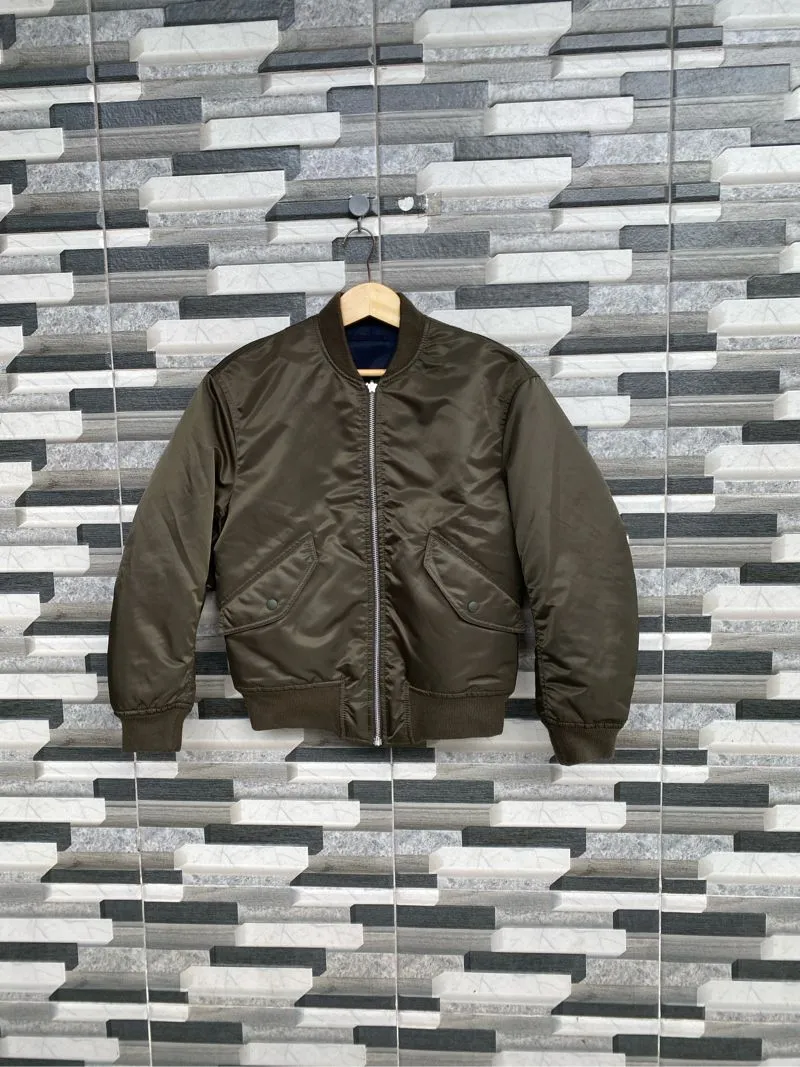 Uniqlo U MA-1  Revesible Bomber Jacket photo 1