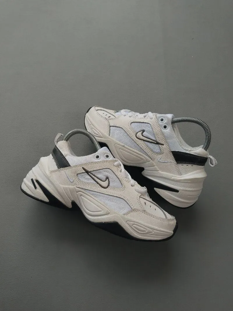 nike m2k photo 1
