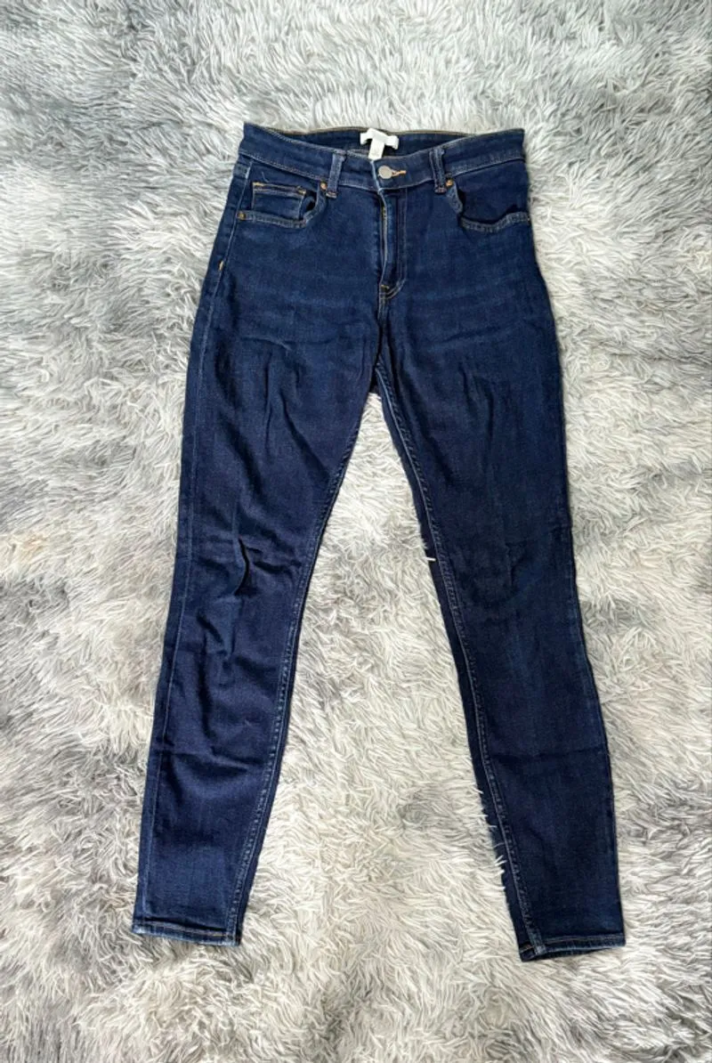 H&M Jeans photo 1