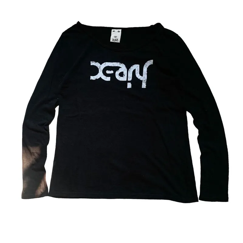 Vintage Y2K T-shirt Wanita black photo 1