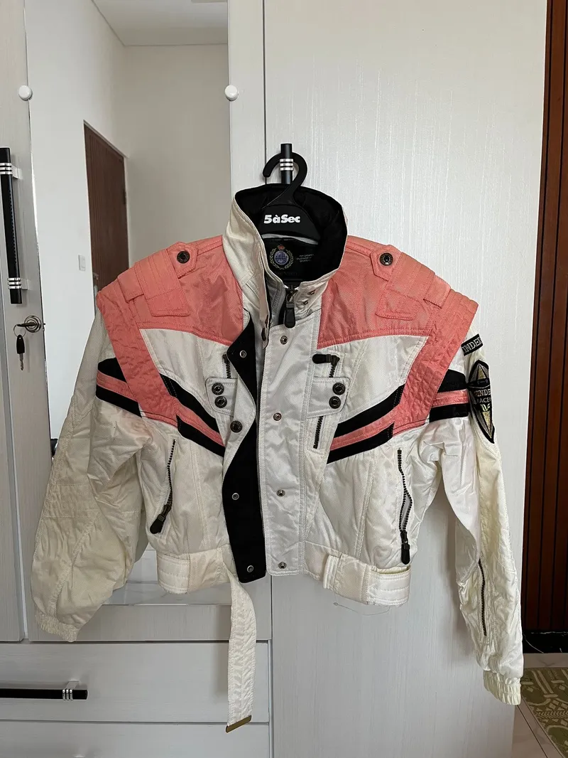 Futurist Bomber jacket Pria white pink photo 1