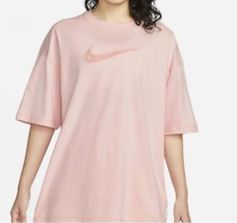 T-shirt oversize nike women photo 1