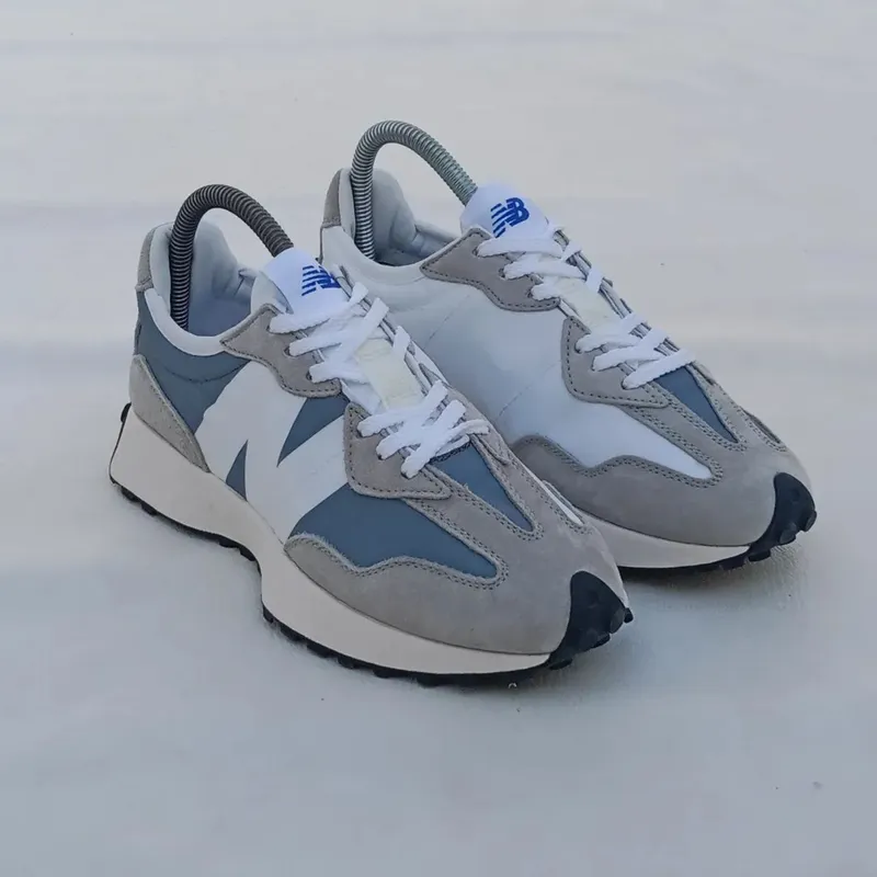 New Balance Streetwear Casual Sneakers Wanita gray photo 1