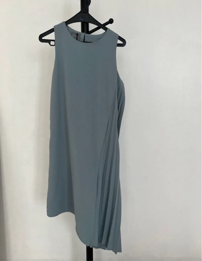 This is April - Hazel dress blue photo 1