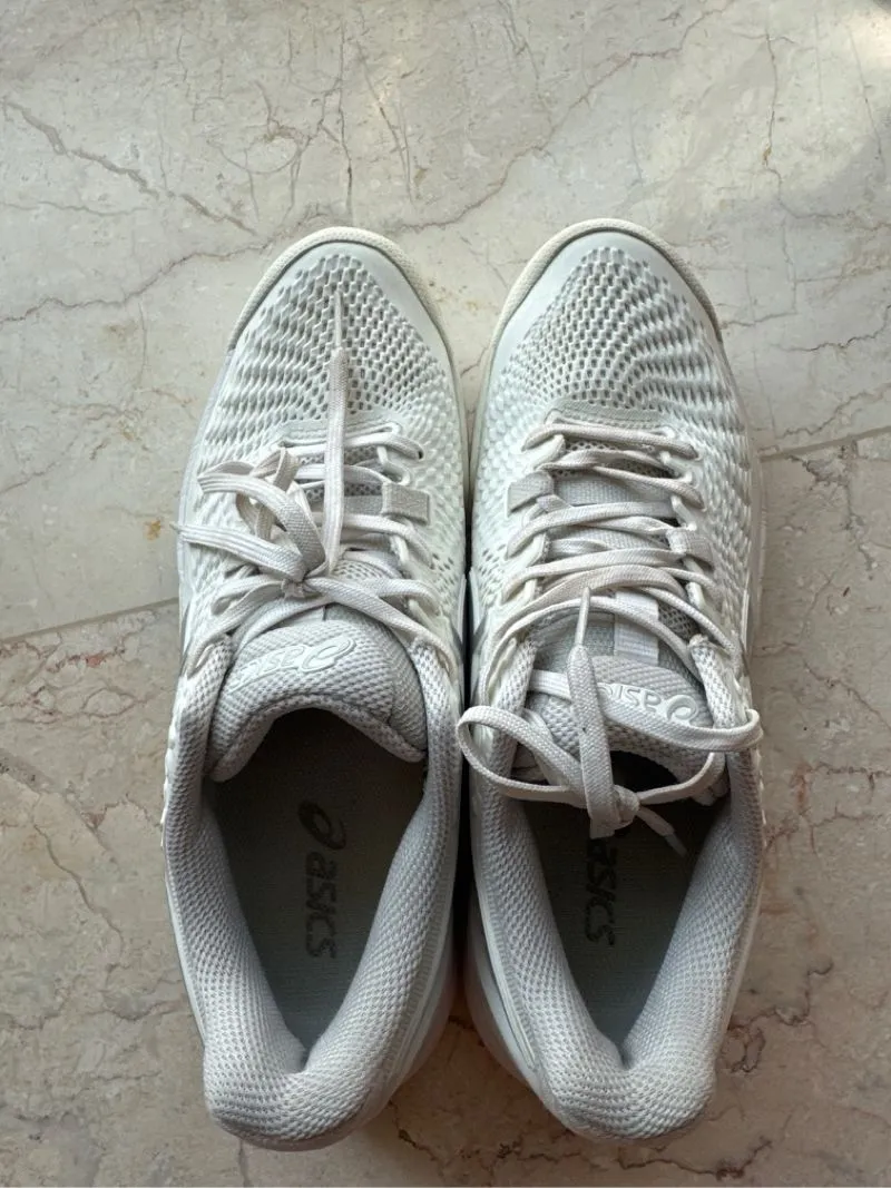 Sepatu tennis Asics  photo 1