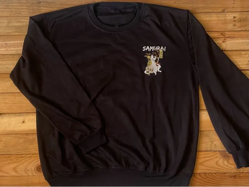 crewneck  photo 1