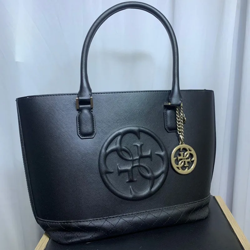 Guess Luxury Minimalist Handbag Wanita black photo 1