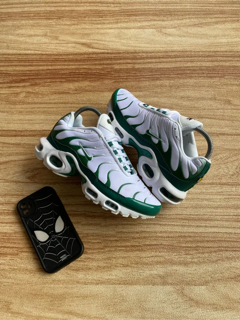 Nike Casual Sneakers Pria white photo 1