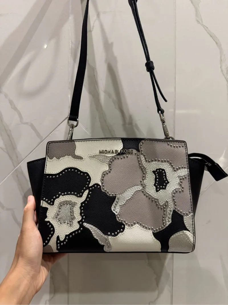 Tas Michael Kors Selma Floral Appliqué Crossbody